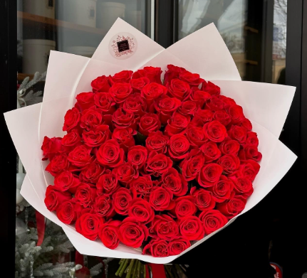 100 Rose Bouquet